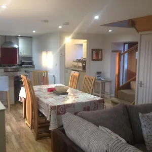 https://the-gallops.cardiffhotelswales.com